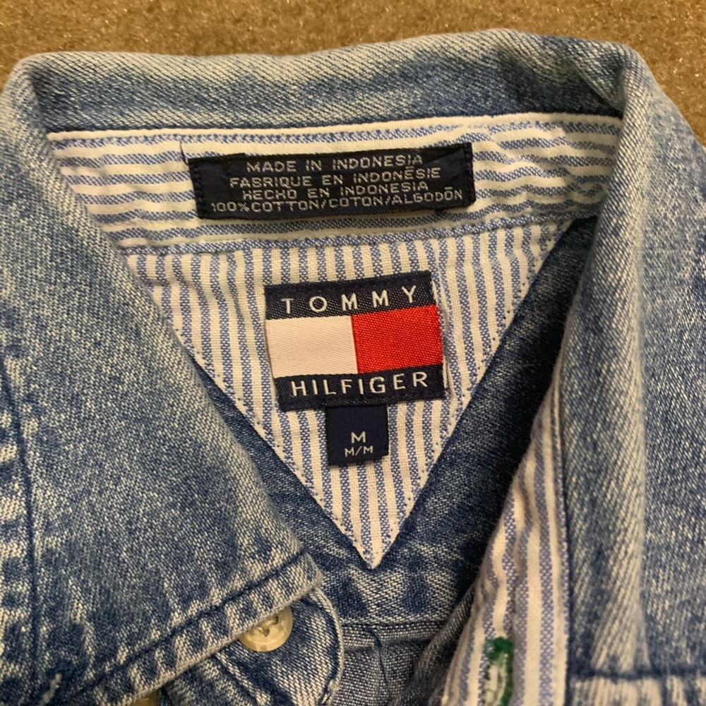 Button down Tommy boys - Picture 2 of 3